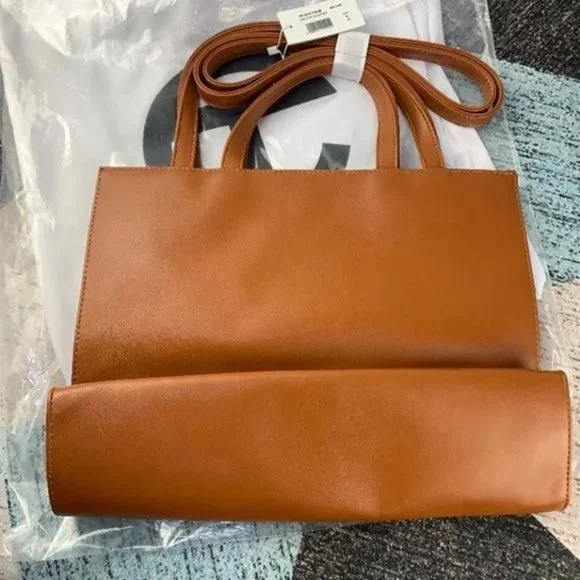 Telfar Medium Tan Shopping Bag - Picture 2 of 3